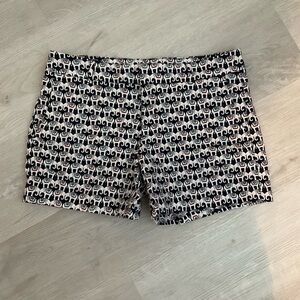 Stylish Navy Elephant Patterned Women's Shorts